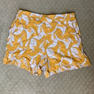 Yellow patterned rayon women’s shorts - size large